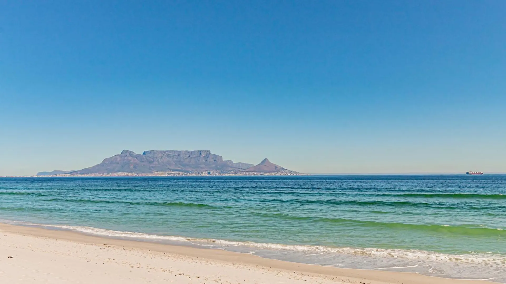 Modern 2 Bedroom With Underground Parking 1 Mins From Beach-205 La Cabina, Blouberg, Cape Town Bloubergstrand South Africa